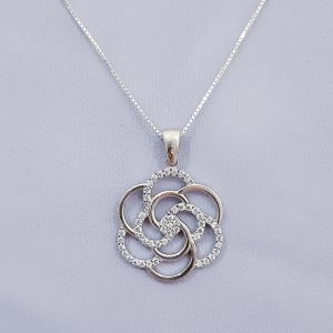Colier "Petale de trandafir"  033